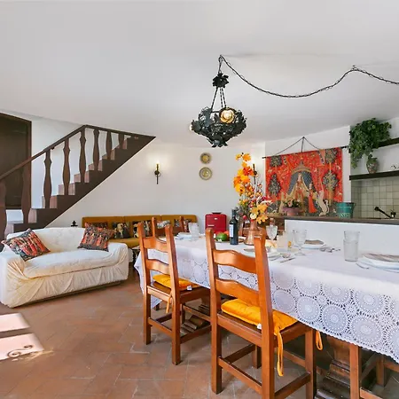 Appartement Albert's Castle Apt- Happy