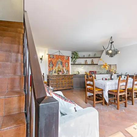 Albert's Castle Apt- Happy Baveno