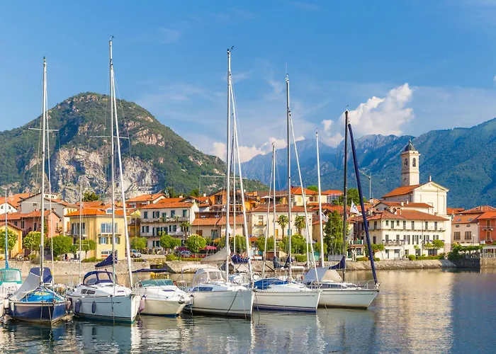 Albert's Castle Apt- Happy شقة