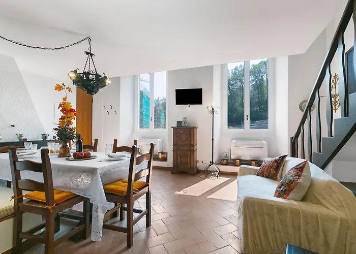 Διαμέρισμα Albert's Castle Apt- Happy Μπαβένο